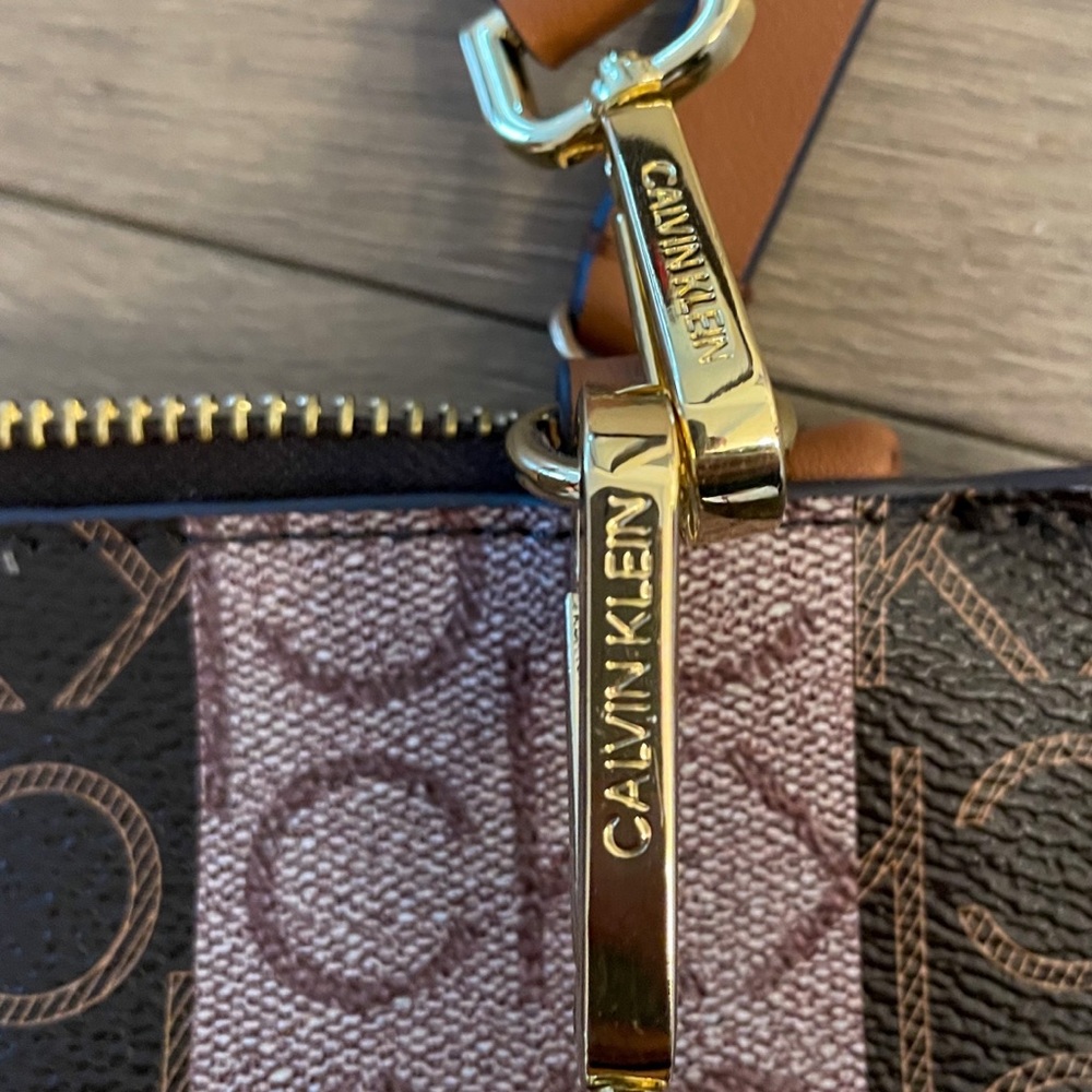 Calvin Klein Crossbody Bag - Picture 7 of 14